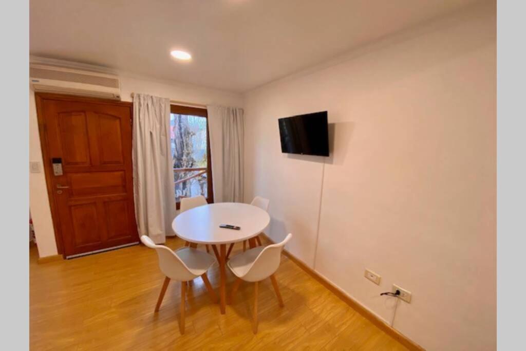 Departamento Amplio En Pleno Centro Daire El Calafate Dış mekan fotoğraf